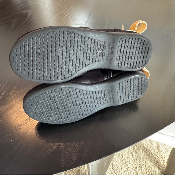 Childrenchic Black Suede Booties With Velvet Bows, sz 28 / US 11 - Picture 9 of 11